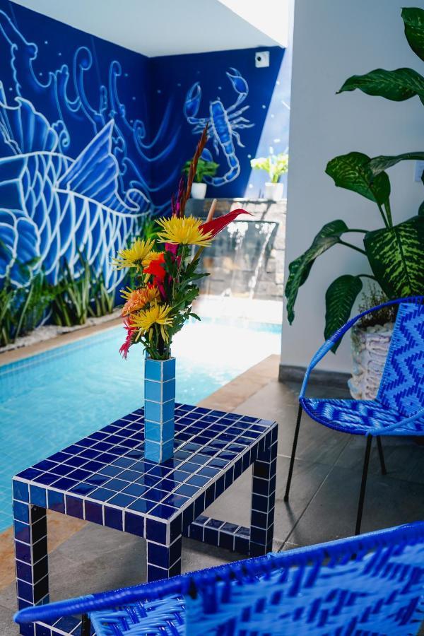 Hotel Casa Luna 쿠쿠타 외부 사진